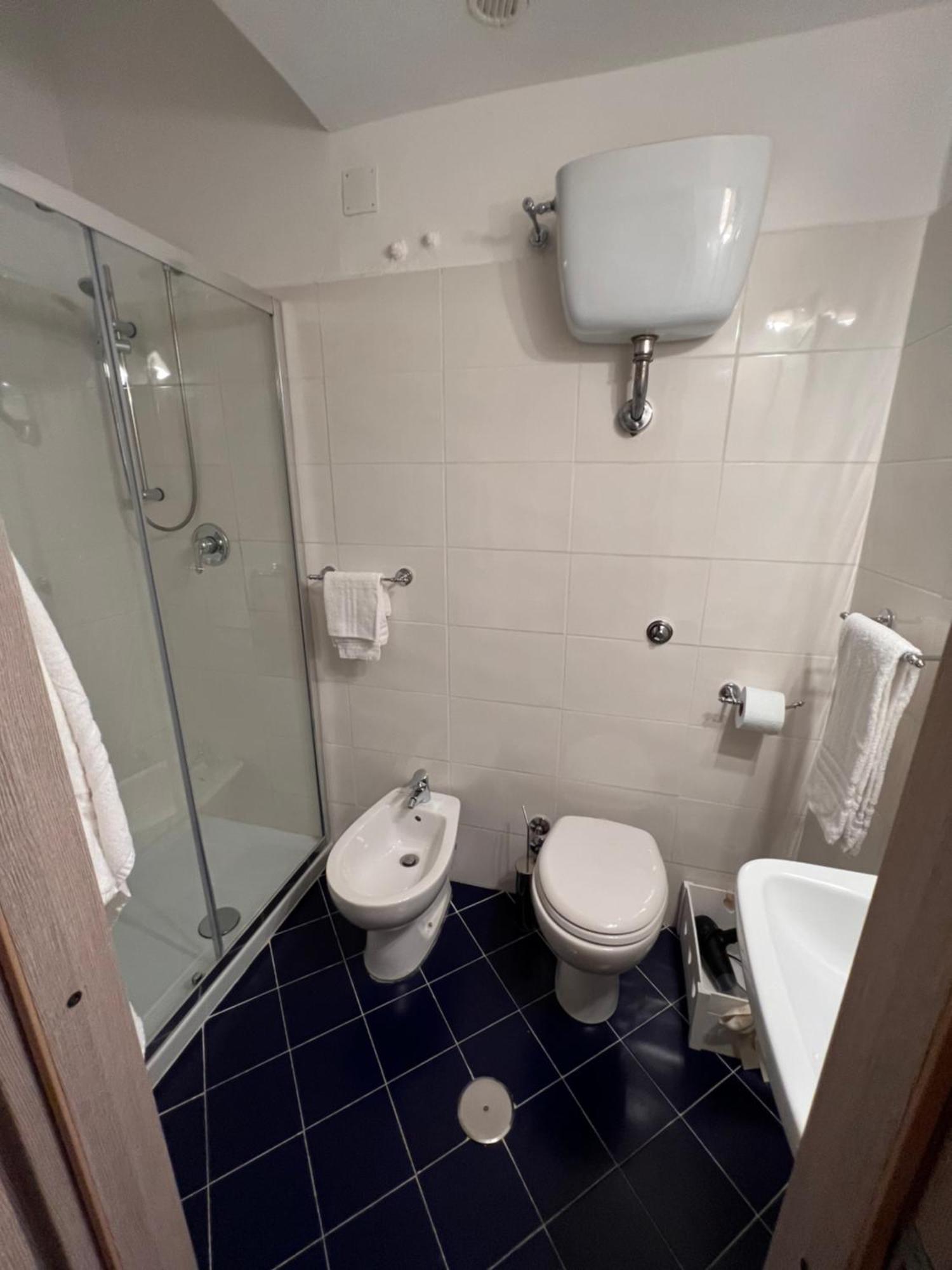 Guest House Biondi Cavour Rome Exterior photo