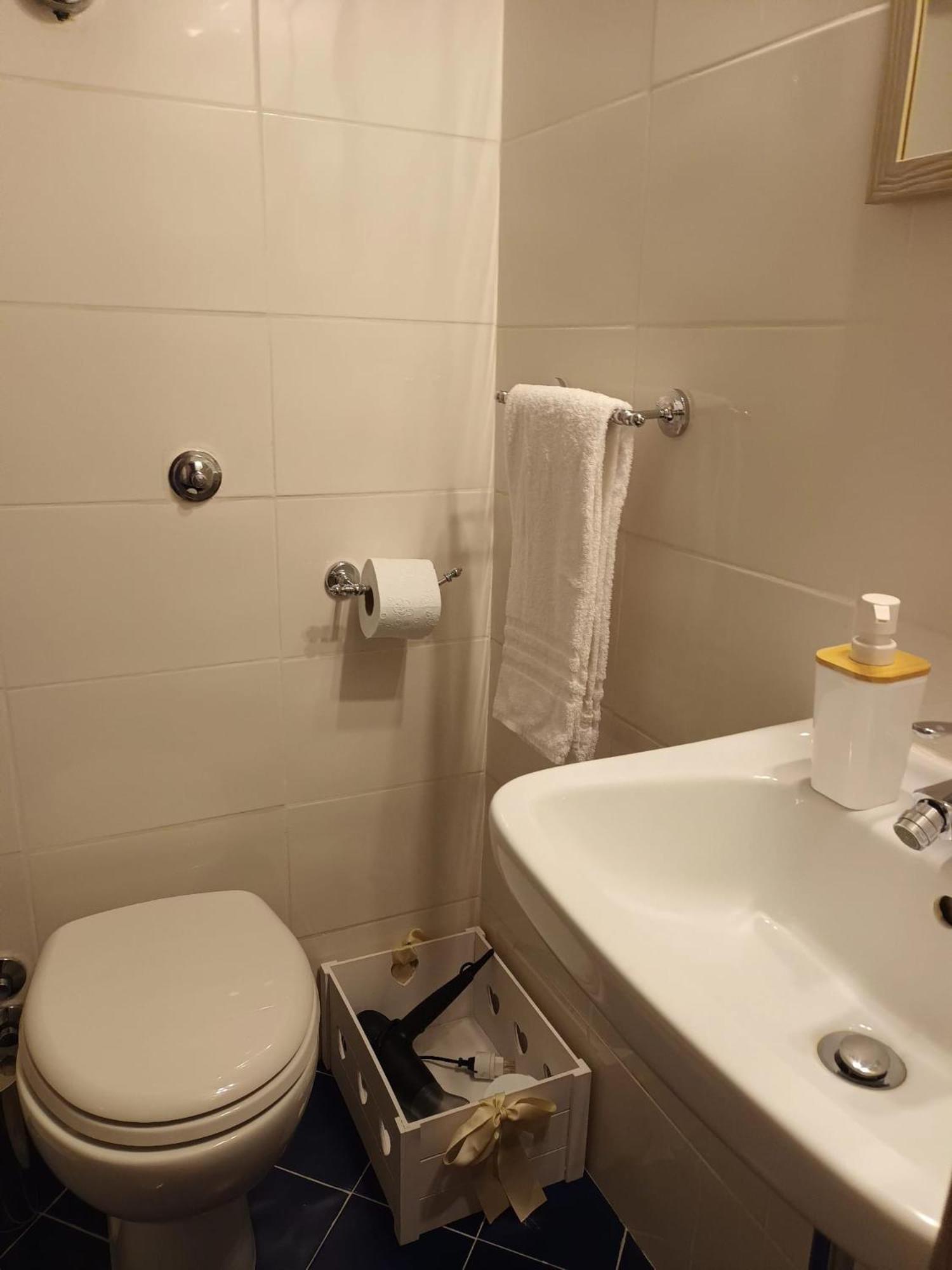 Guest House Biondi Cavour Rome Exterior photo